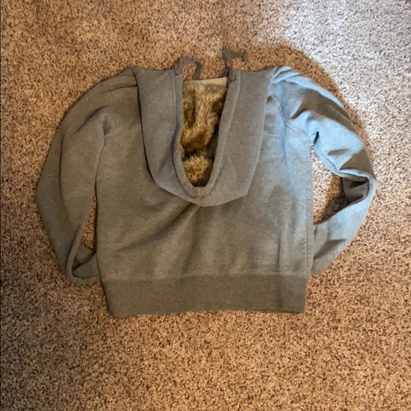 Active Basics Hoodie - Picture 3 of 6